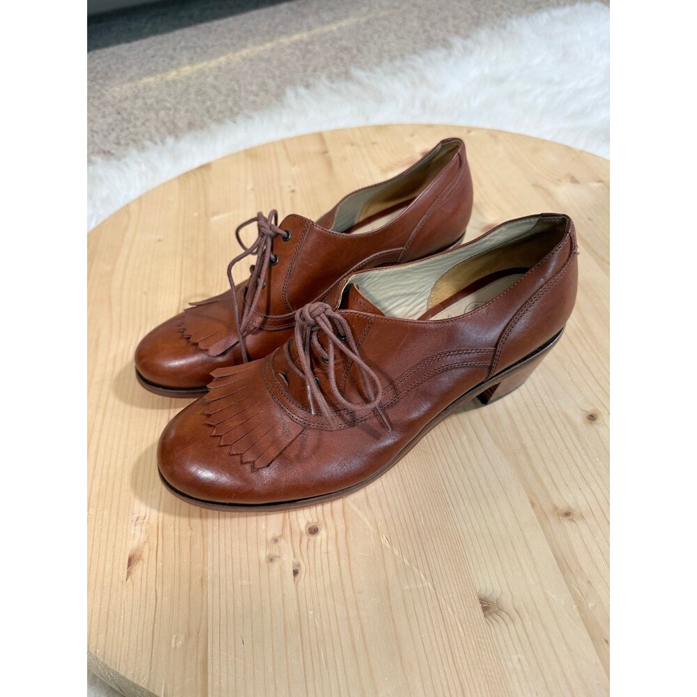 Wolverine Leather Fringe Lace-Up Oxfords Heels